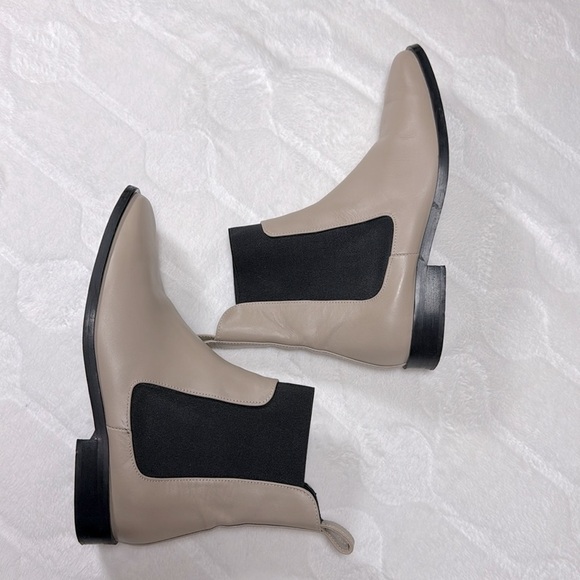 Everlane Womens Italian Leather Chelsea Boots Tan Black Square Toe Ankle Size 9 - Picture 7 of 11